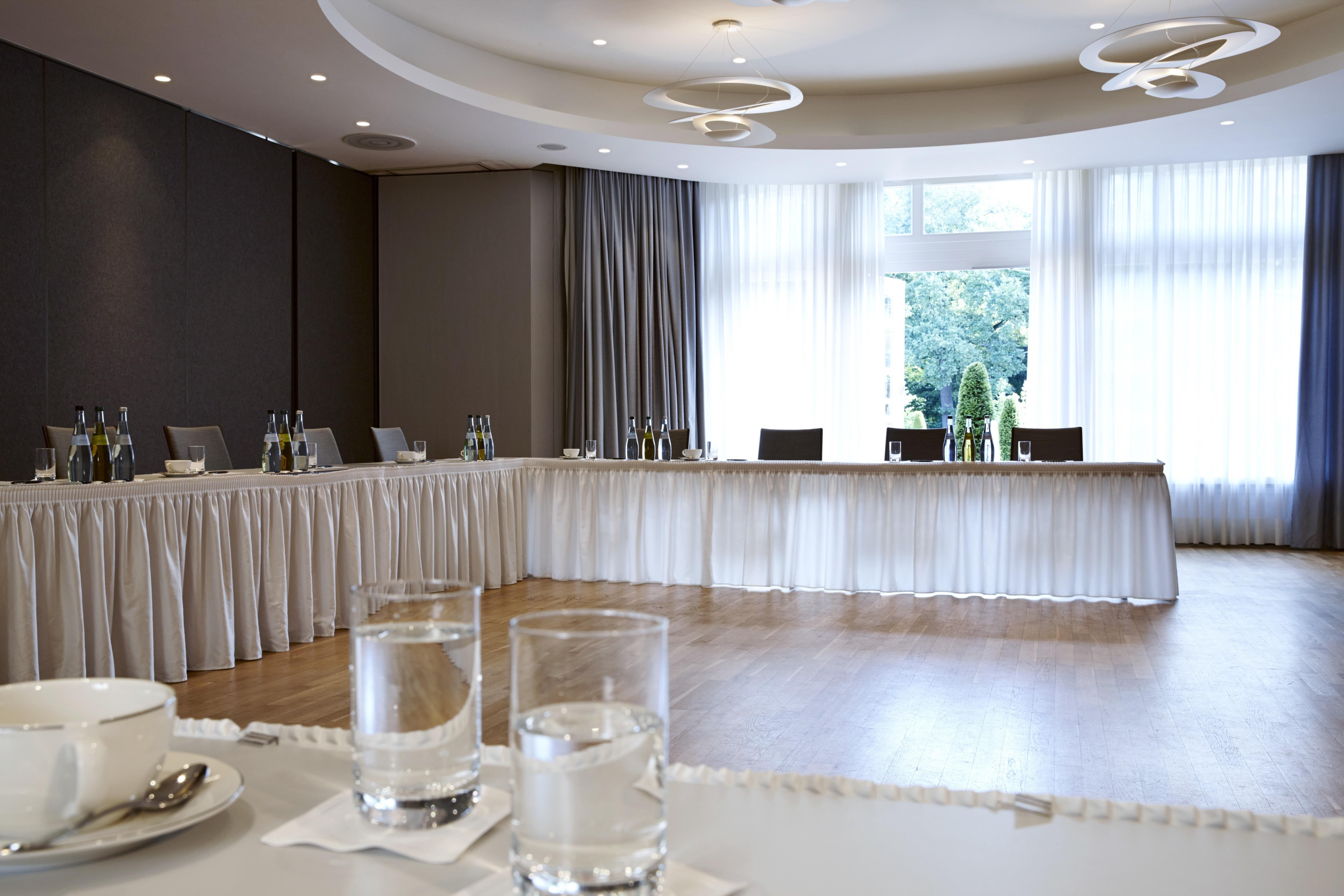 Waldhotel Щутгарт Екстериор снимка